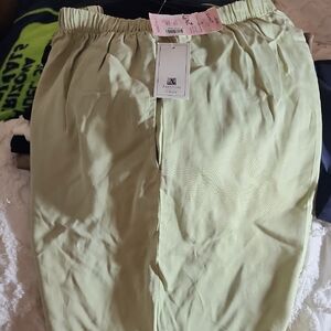 NWT Amanda Gray Lettuce Green Pull On Pant Size 3X 100% Tencel Cotton